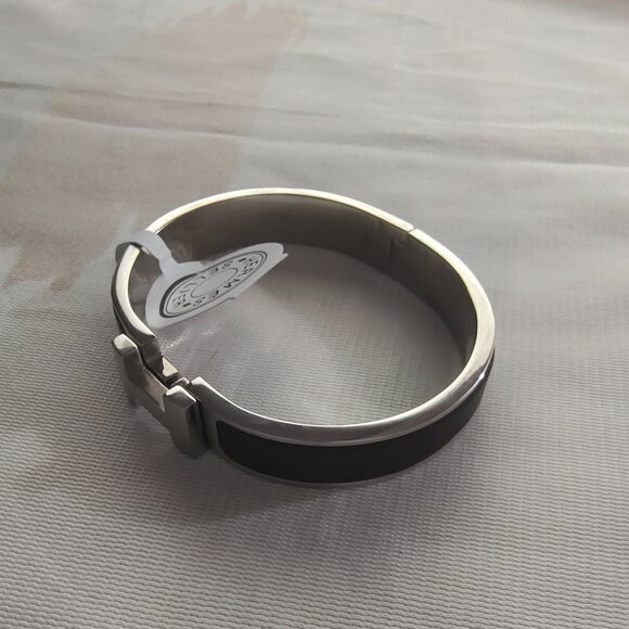 Hermes Clic H Black Enamel Bracelet - Picture 4 of 6